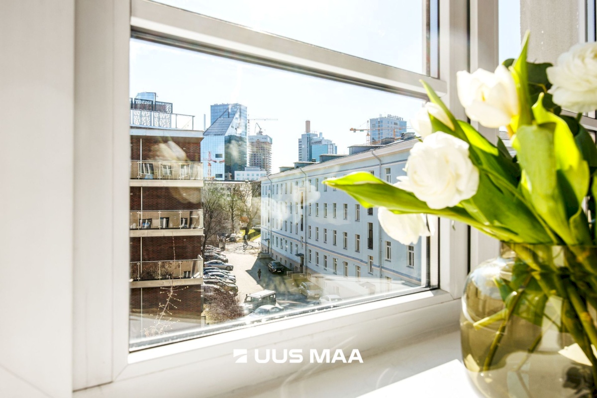 Tallinn, Kesklinna linnaosa, Narva mnt 10