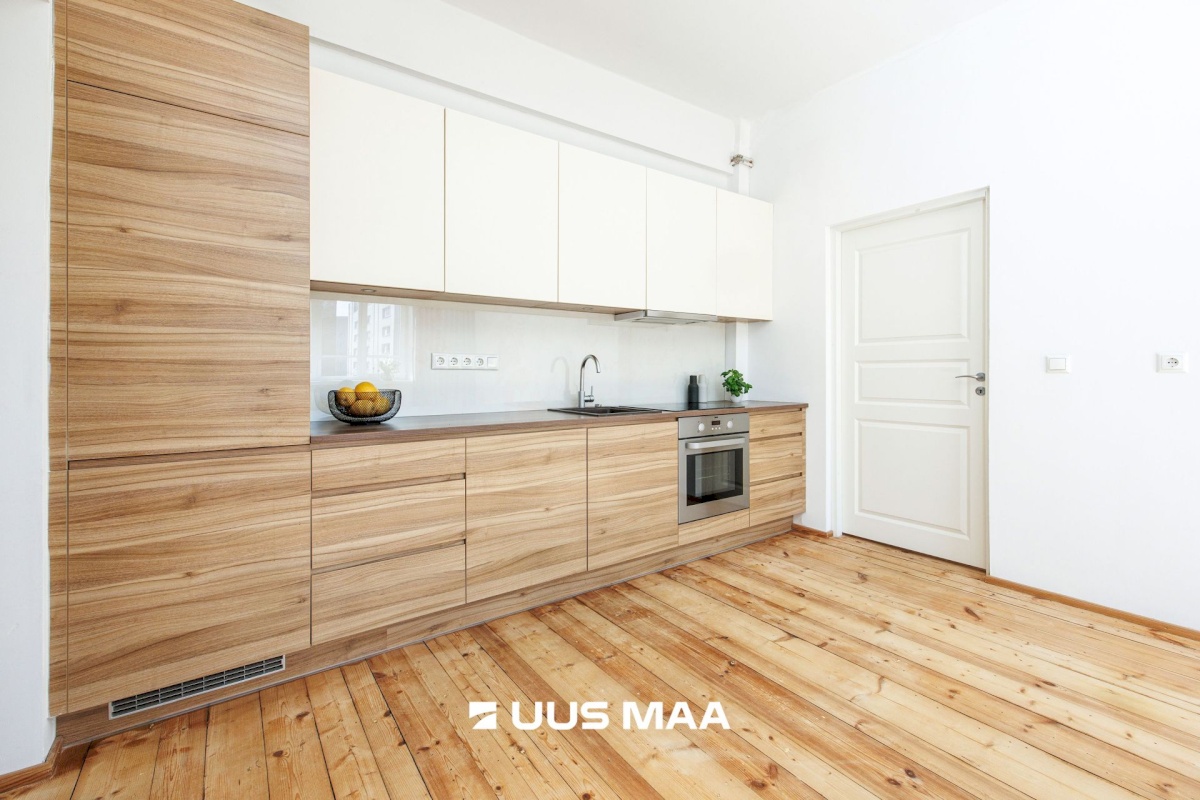 Tallinn, Kesklinna linnaosa, Narva mnt 10