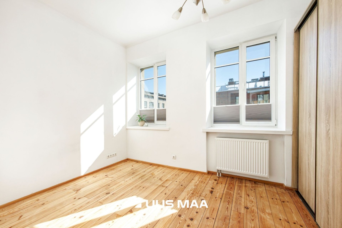 Tallinn, Kesklinna linnaosa, Narva mnt 10