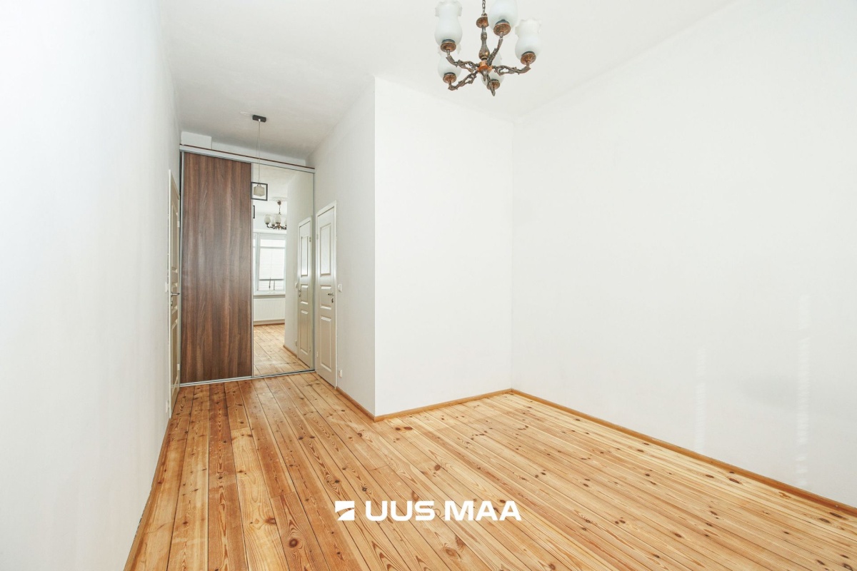 Tallinn, Kesklinna linnaosa, Narva mnt 10