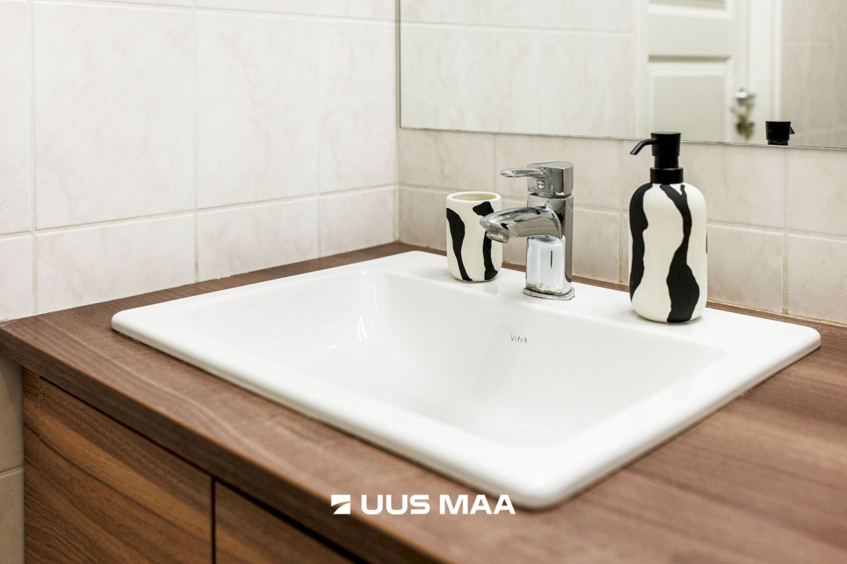 Tallinn, Kesklinna linnaosa, Narva mnt 10