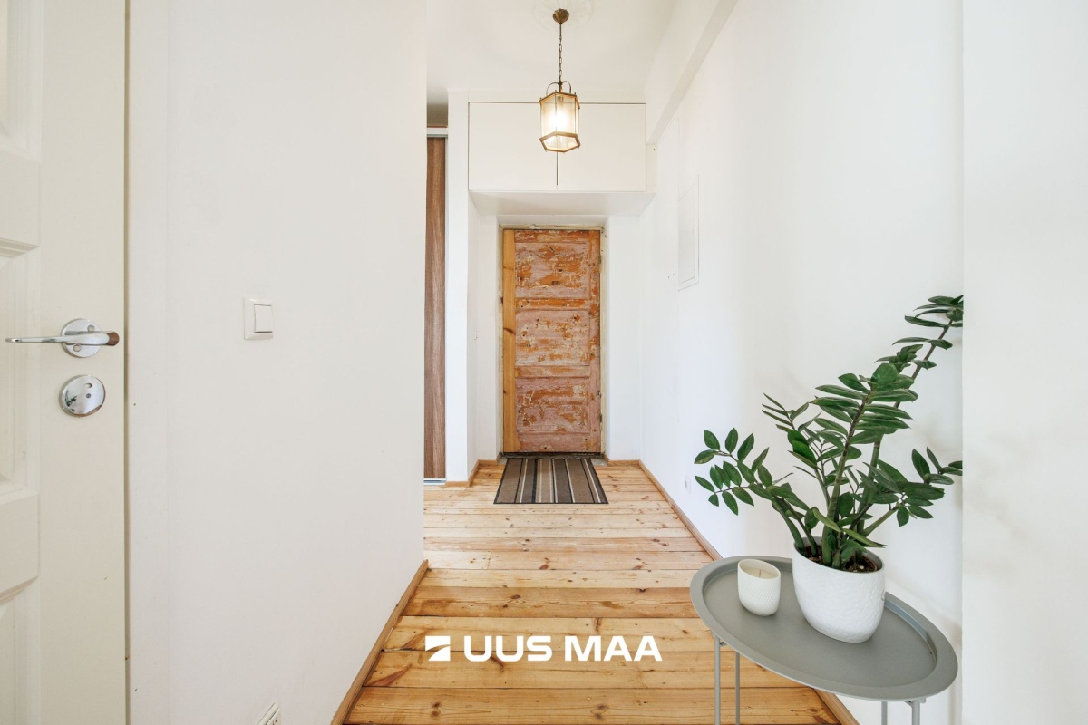 Tallinn, Kesklinna linnaosa, Narva mnt 10