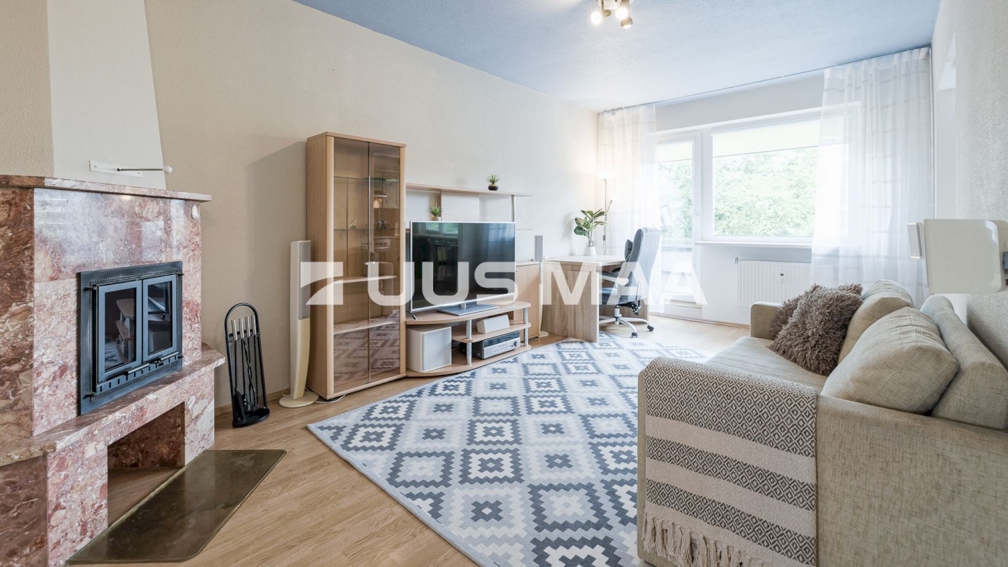 Tallinn, Mustamäe linnaosa, Mustamäe, Ehitajate tee 84