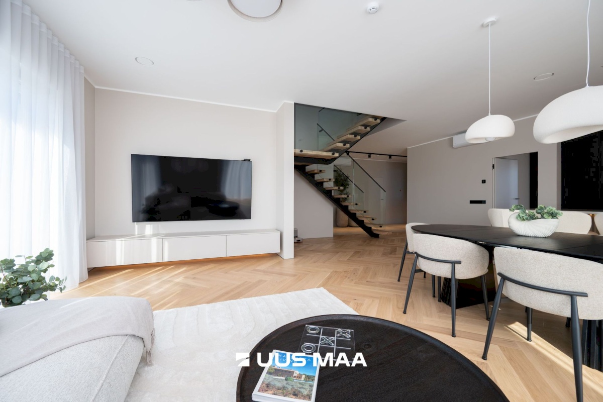 Rae vald, Peetri alevik, Hiiemäe põik 1