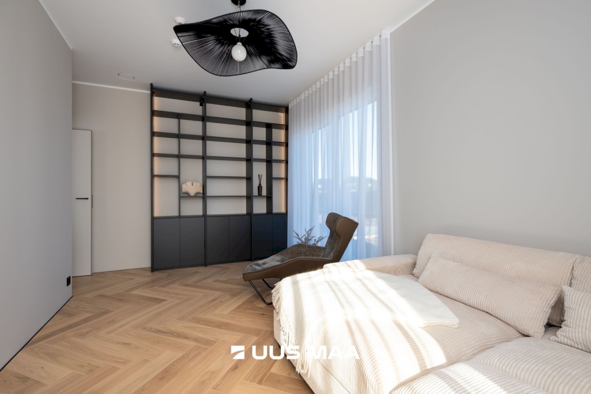 Rae vald, Peetri alevik, Hiiemäe põik 1