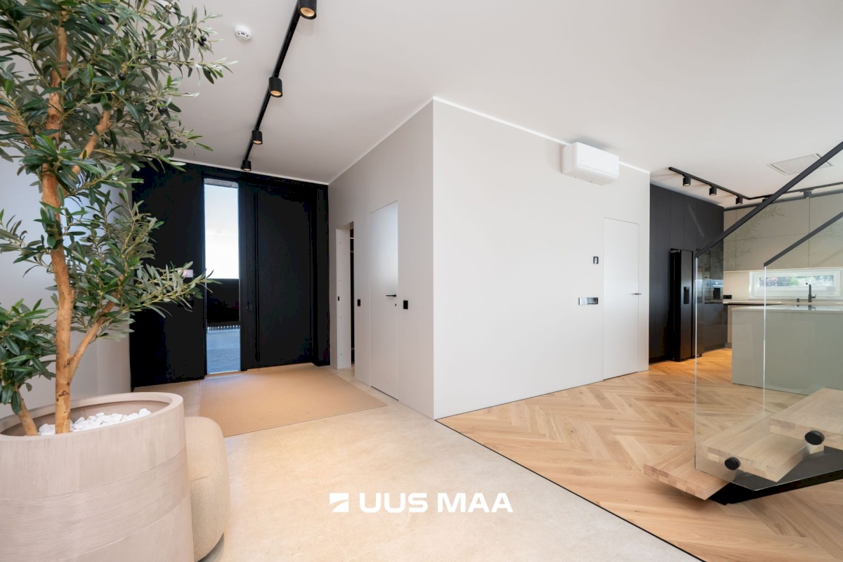 Rae vald, Peetri alevik, Hiiemäe põik 1