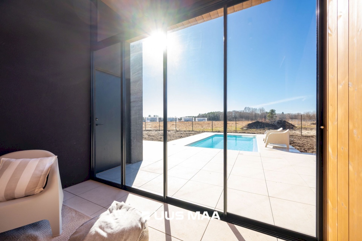 Rae vald, Peetri alevik, Hiiemäe põik 1