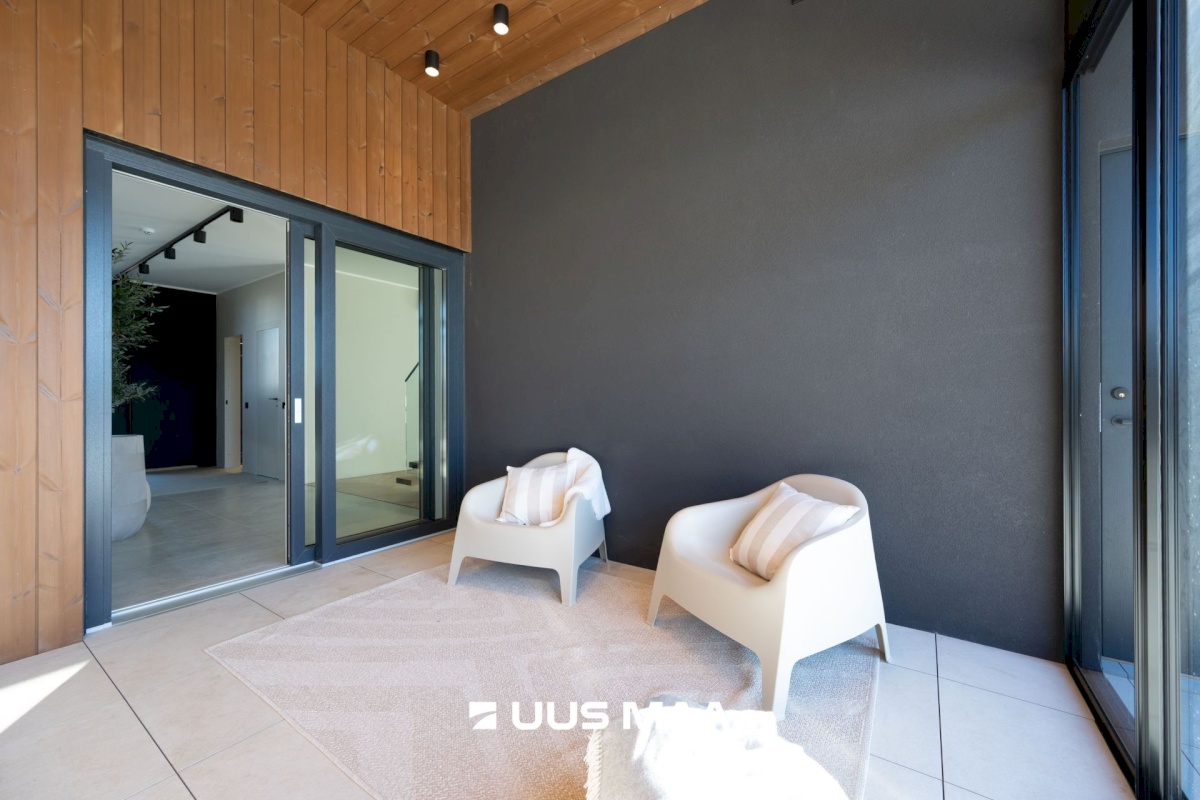 Rae vald, Järveküla, Hiiemäe põik 1