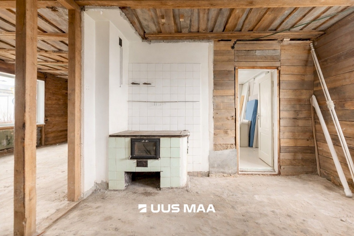 Saaremaa vald, Kuressaare linn, Nooruse 8