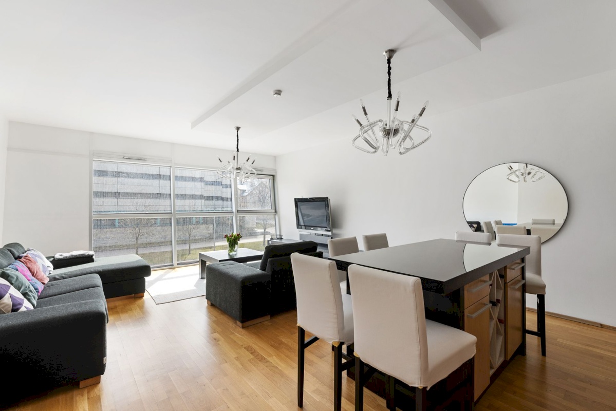 Tallinn, Kesklinna linnaosa, Liivalaia 21