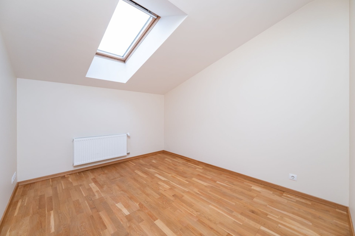 Tallinn, Lasnamäe linnaosa, Peterburi tee 4