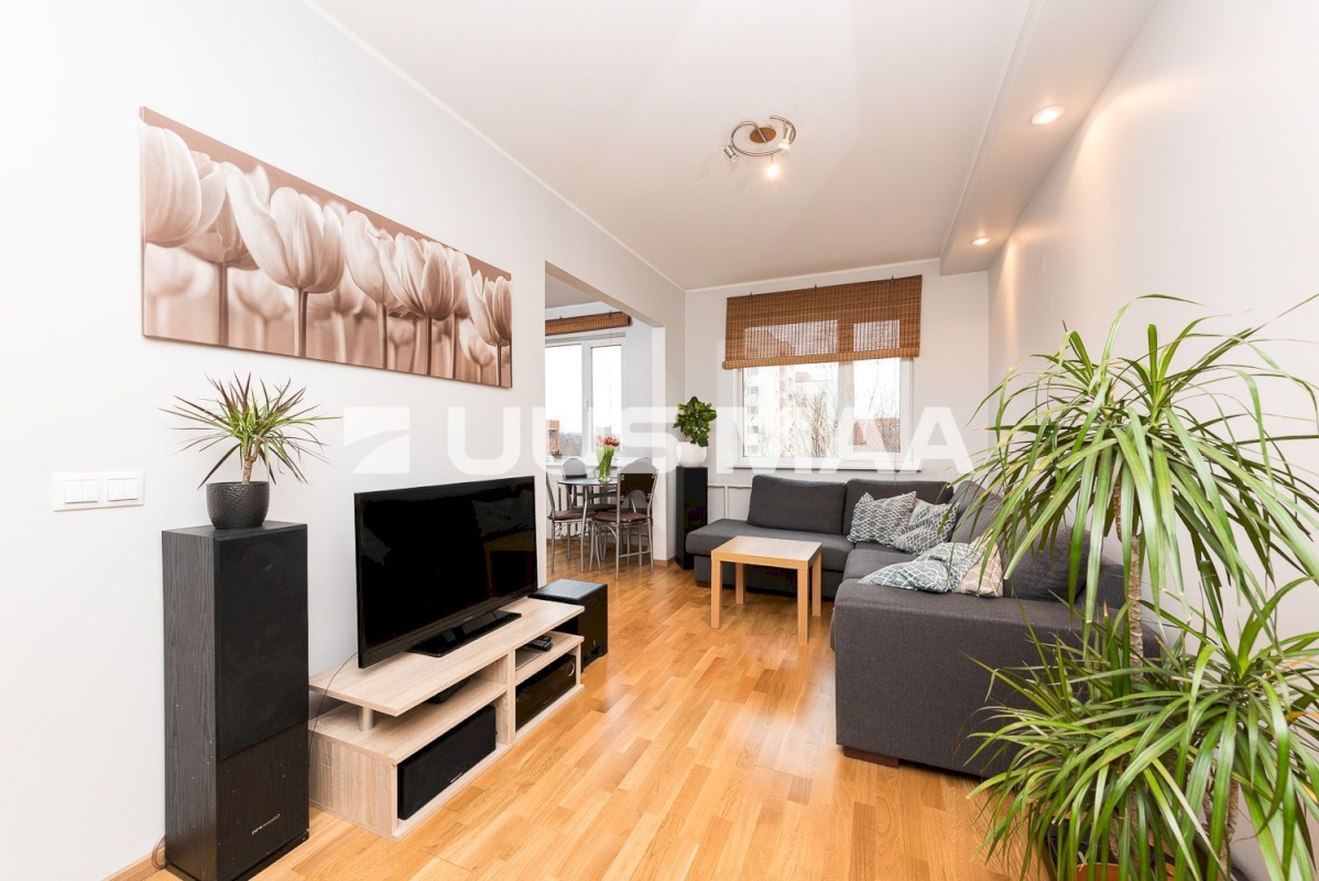 Tallinn, Mustamäe linnaosa, Siili, Siili 8