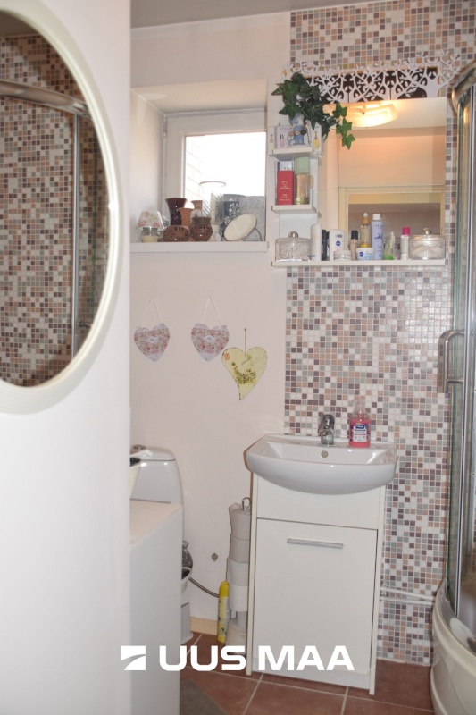 Lääneranna vald, Virtsu alevik, Tööstuse 4