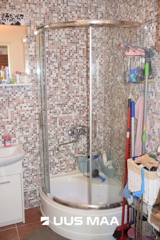 Lääneranna vald, Virtsu alevik, Tööstuse 4