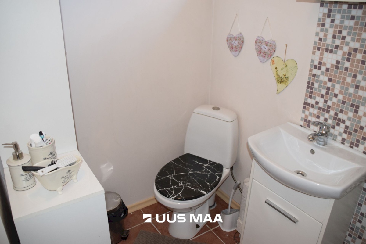 Lääneranna vald, Virtsu alevik, Tööstuse 4