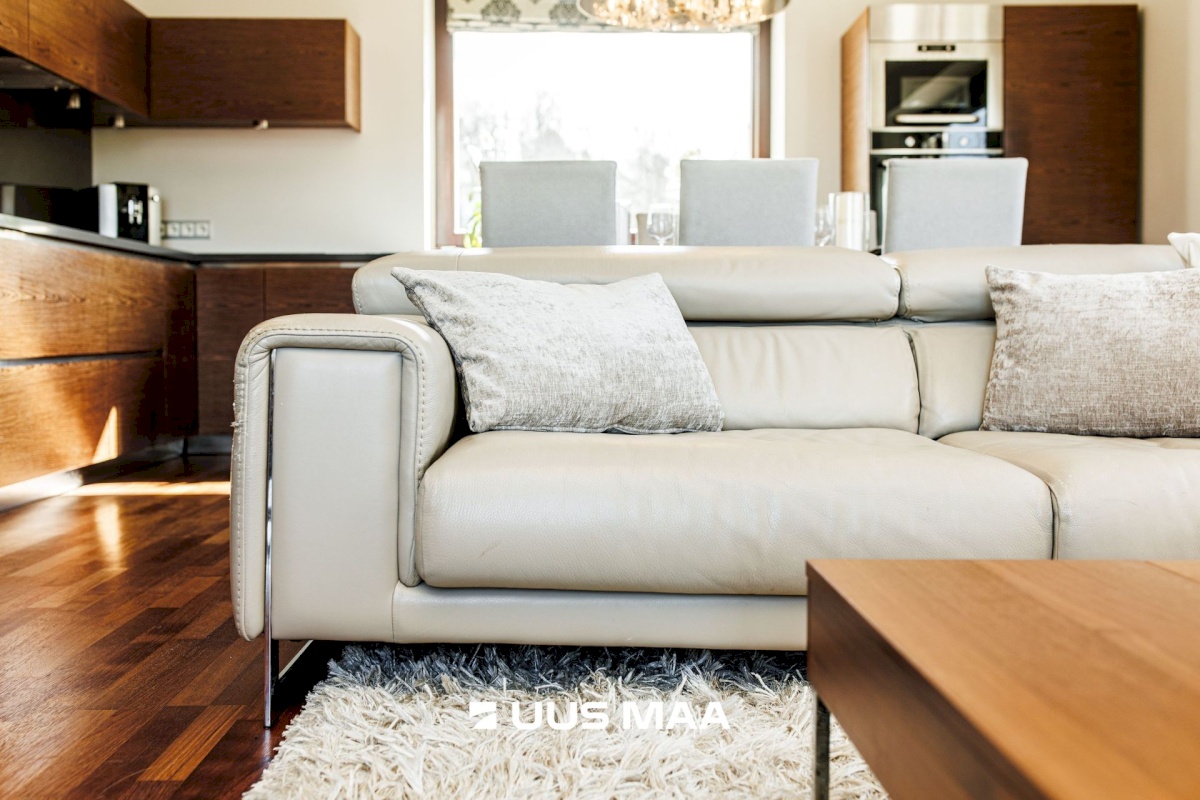 Viimsi vald, Leppneeme küla, Karusambla tee 18