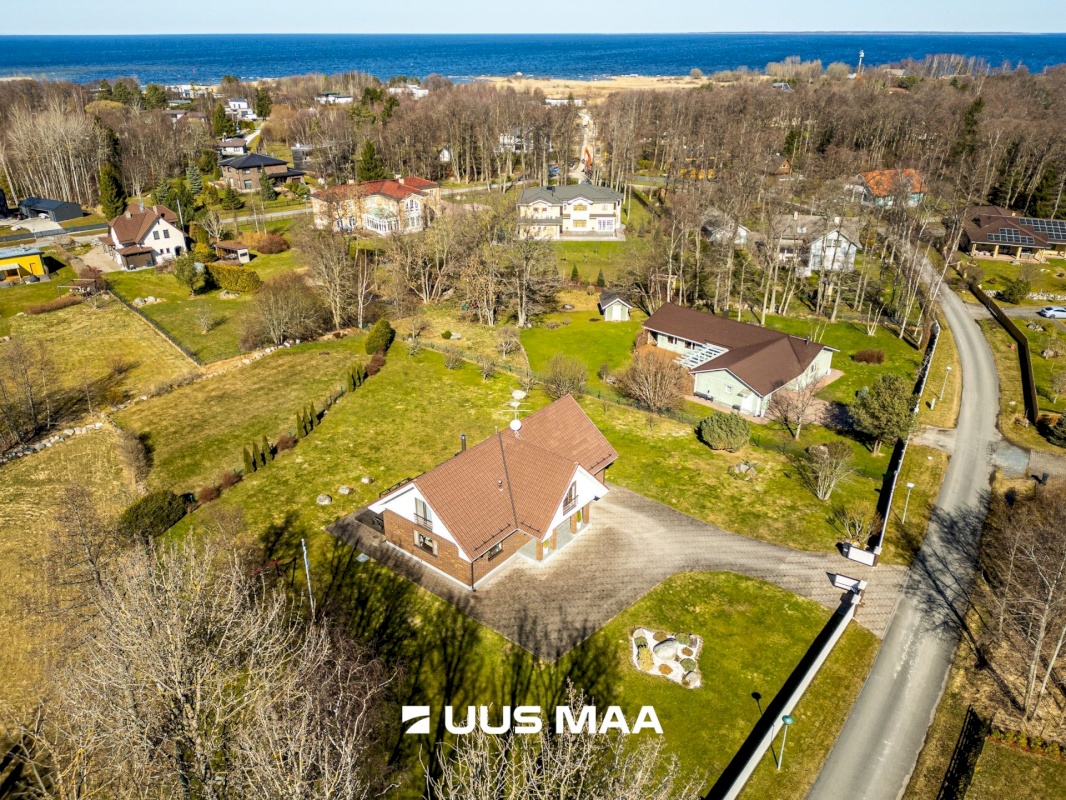 Viimsi vald, Leppneeme küla, Karusambla tee 18