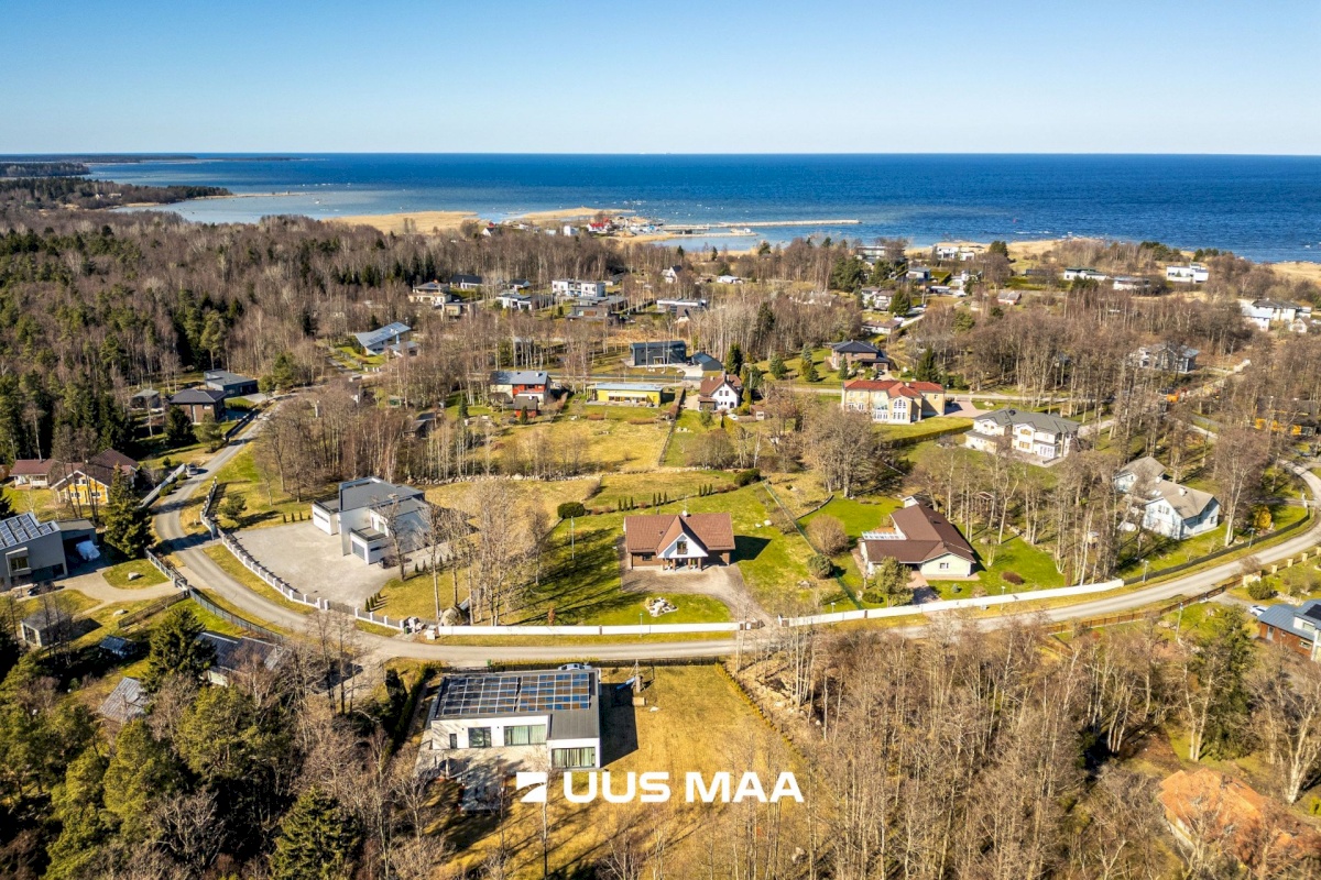 Viimsi vald, Leppneeme küla, Karusambla tee 18