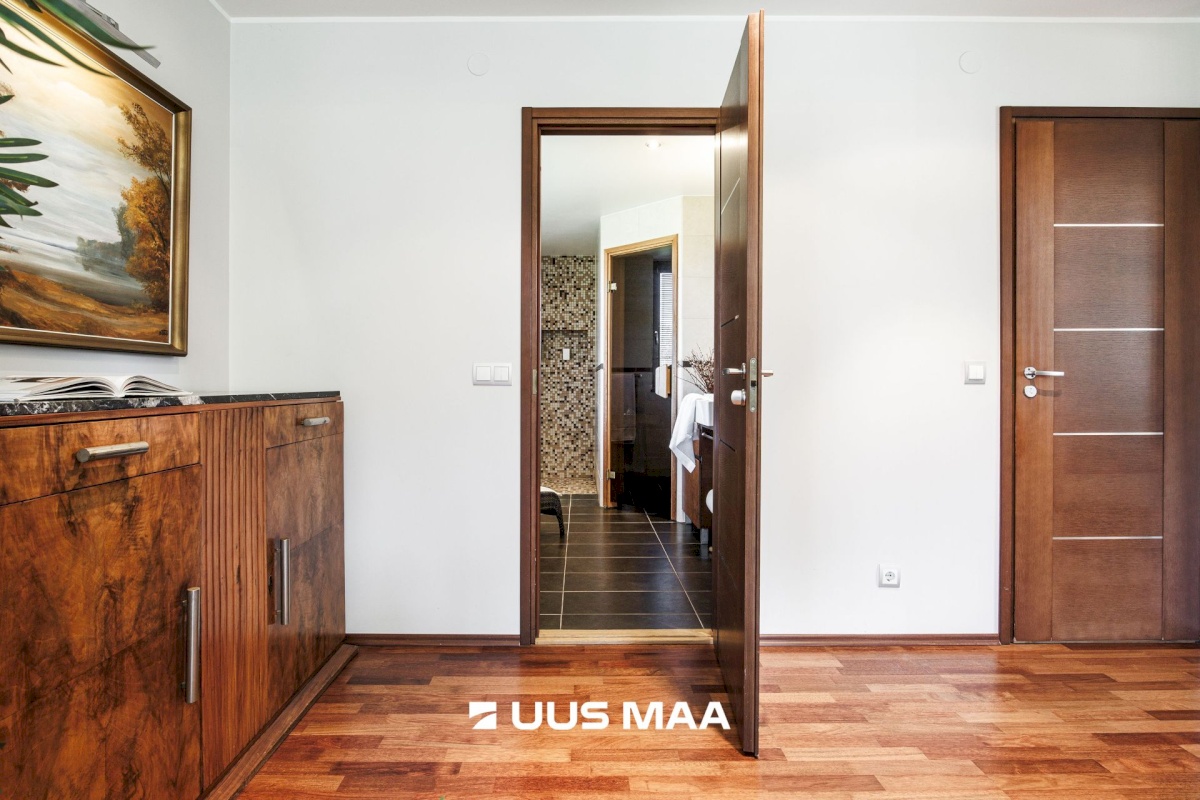 Viimsi vald, Leppneeme küla, Karusambla tee 18