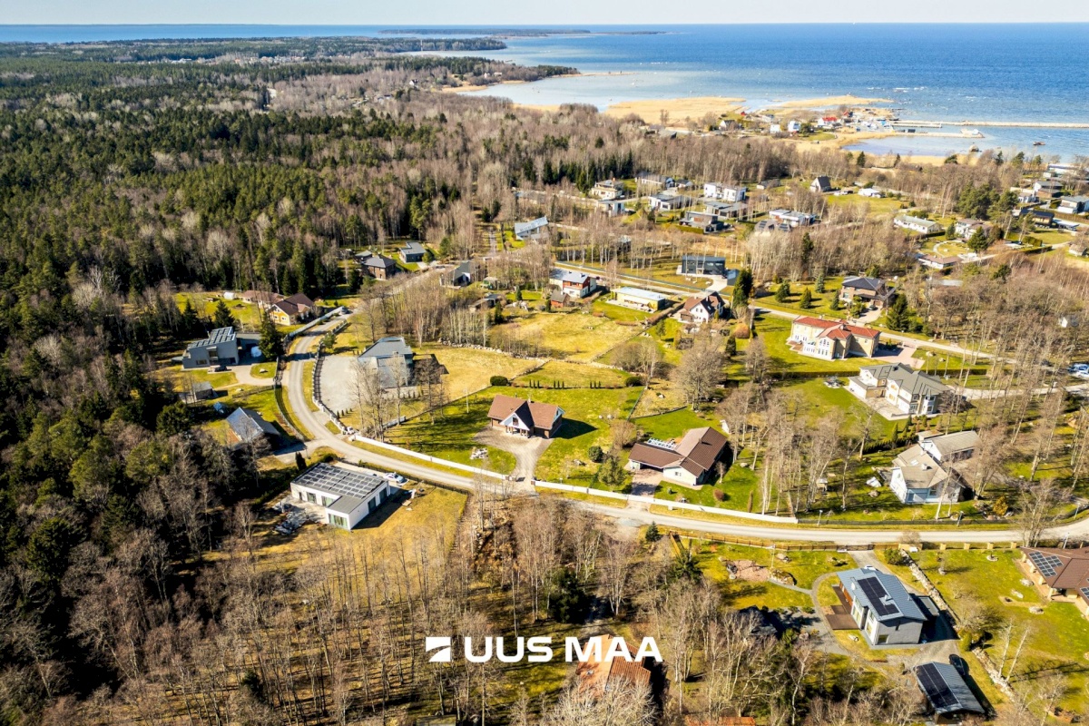 Viimsi vald, Leppneeme küla, Karusambla tee 18