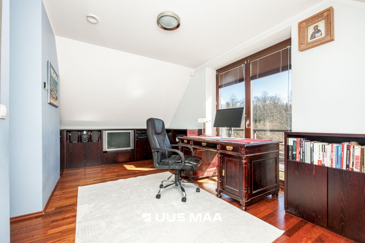 Viimsi vald, Leppneeme küla, Karusambla tee 18