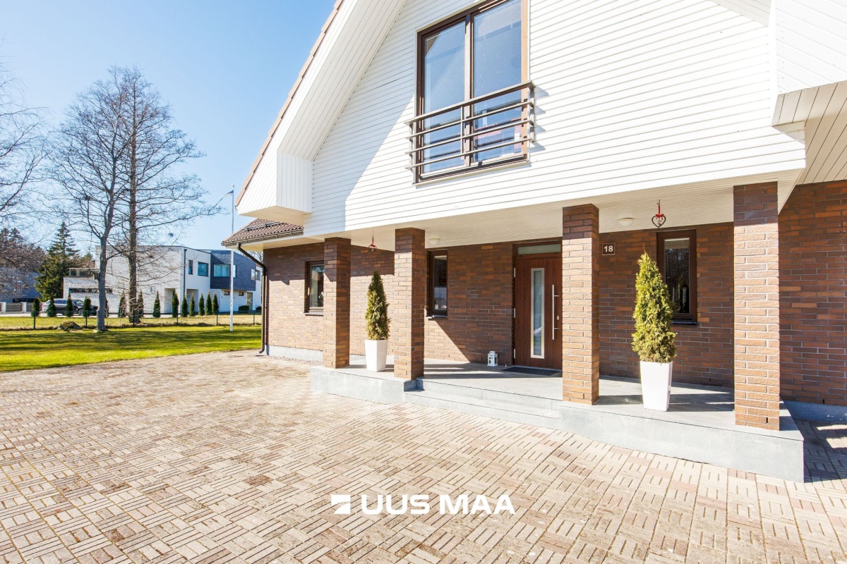 Viimsi vald, Leppneeme küla, Karusambla tee 18