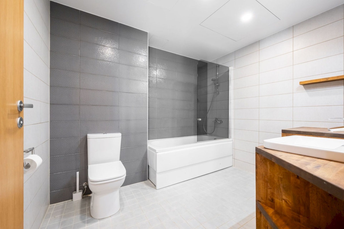 Rae vald, Peetri alevik, Sinilille tee 2/2