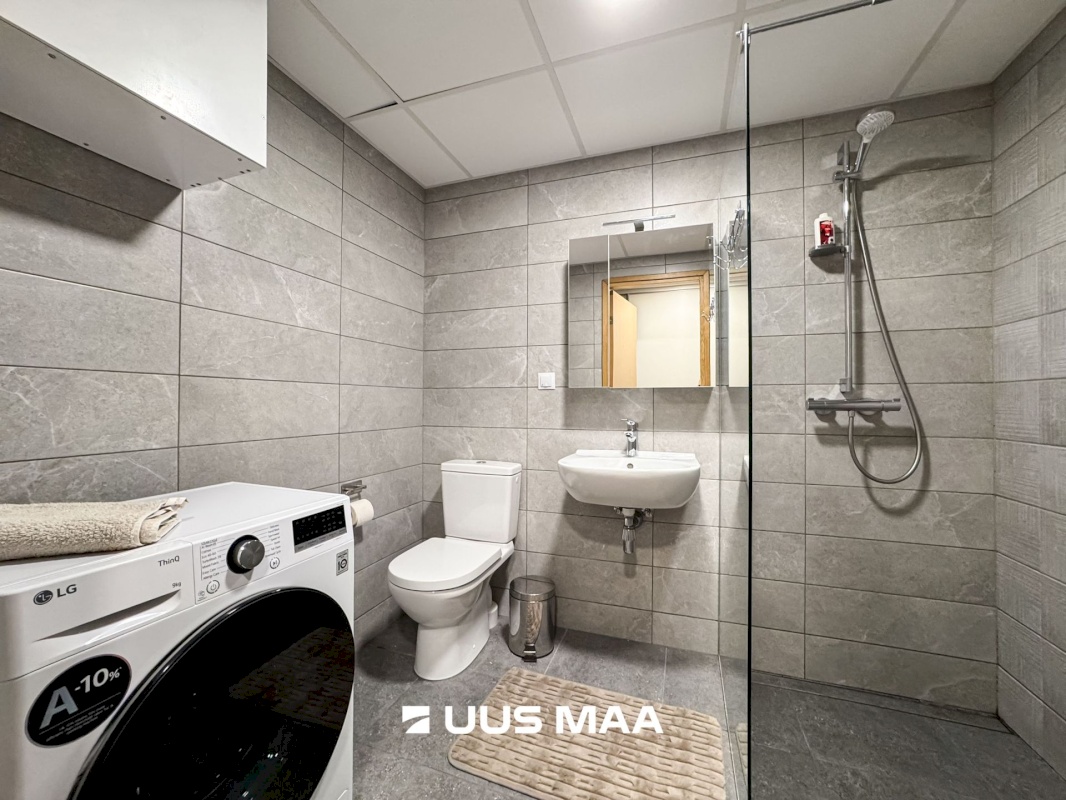 Tallinn, Lasnamäe linnaosa, Peterburi tee 113