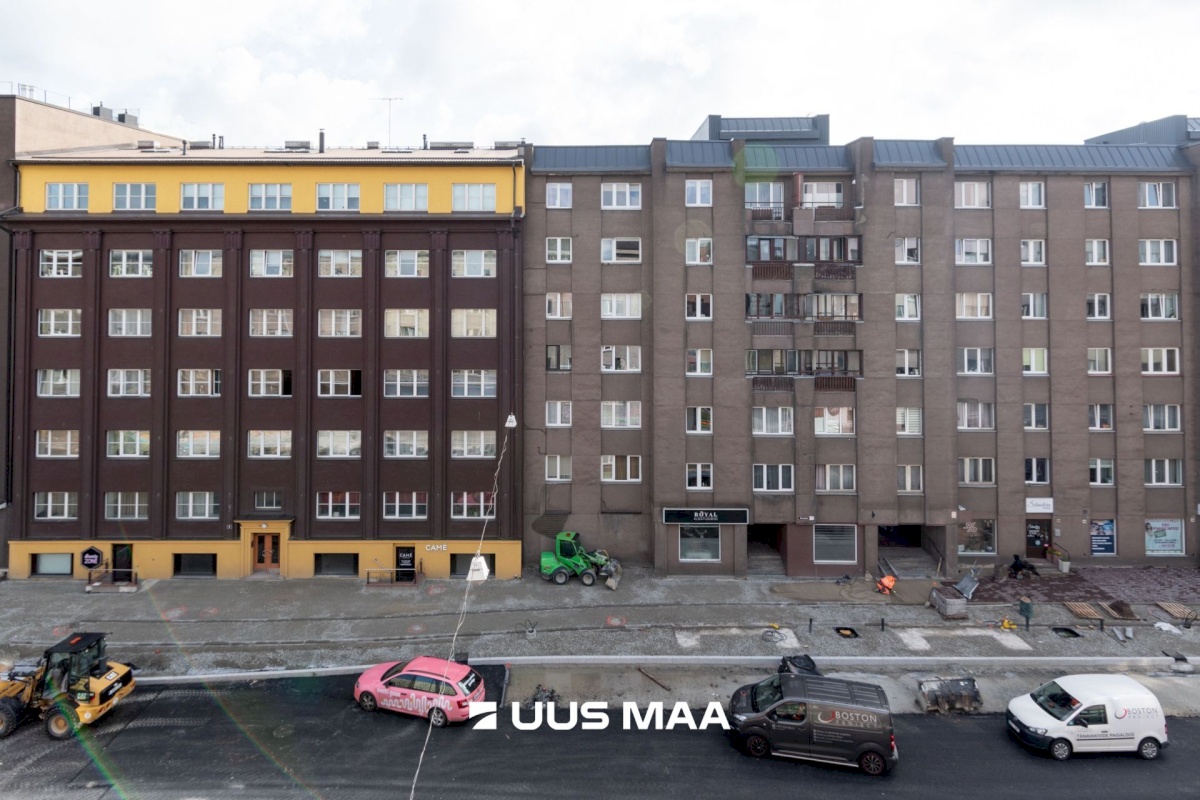 Tallinn, Kesklinna linnaosa, Kompassi, Pronksi 4