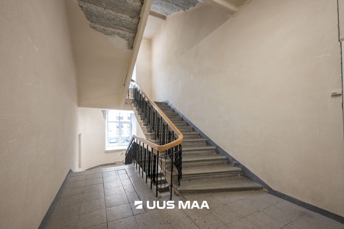 Tallinn, Kesklinna linnaosa, Kitseküla, Pärnu mnt 102