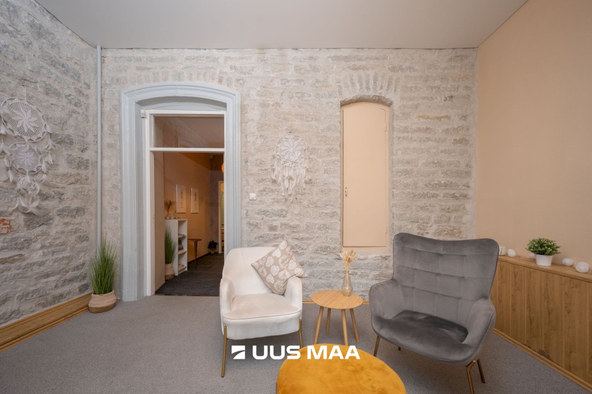 Tallinn, Kesklinna linnaosa, Kitseküla, Pärnu mnt 102