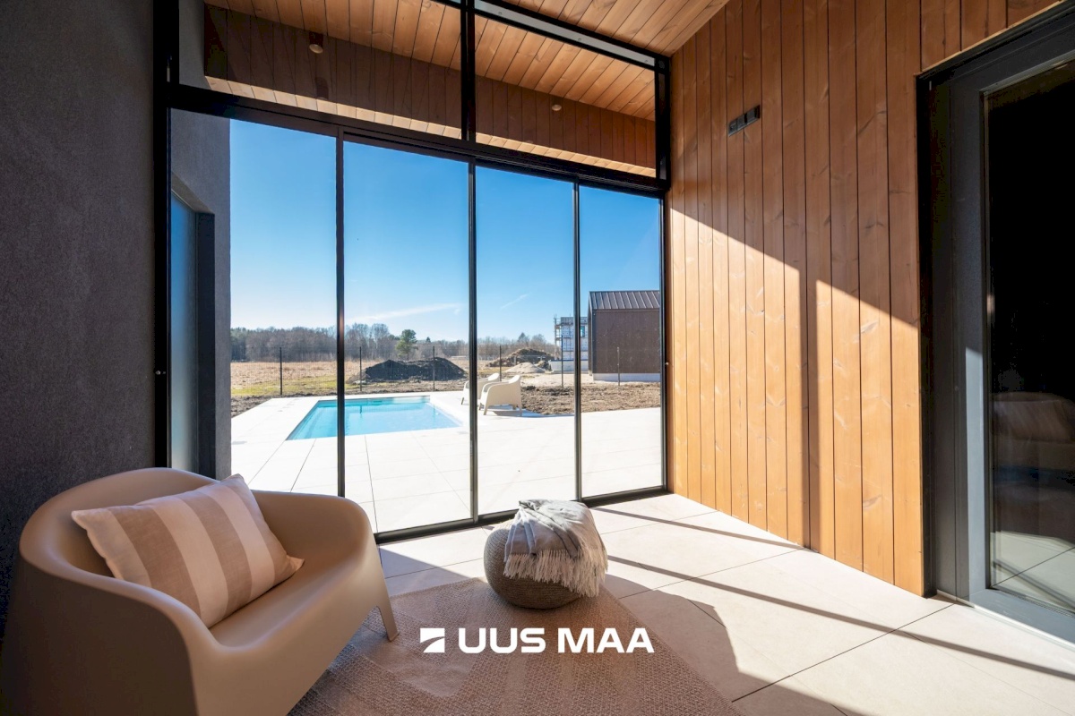 Rae vald, Peetri alevik, Hiiemäe põik 1