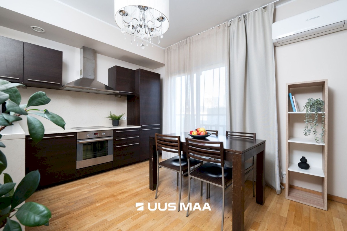 Tallinn, Kesklinna linnaosa, Tatari, Liivalaia 21