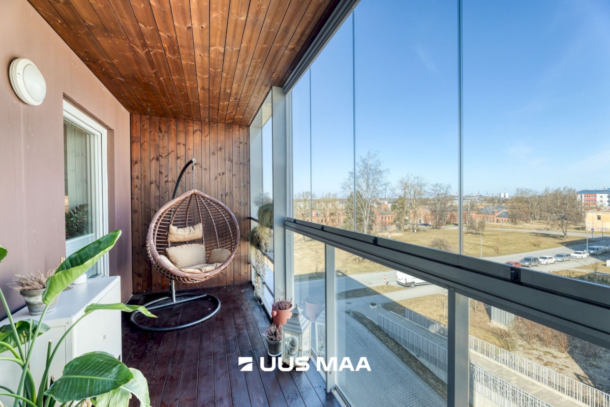 Tallinn, Kristiine linnaosa, Tondi, Sõjakooli 12