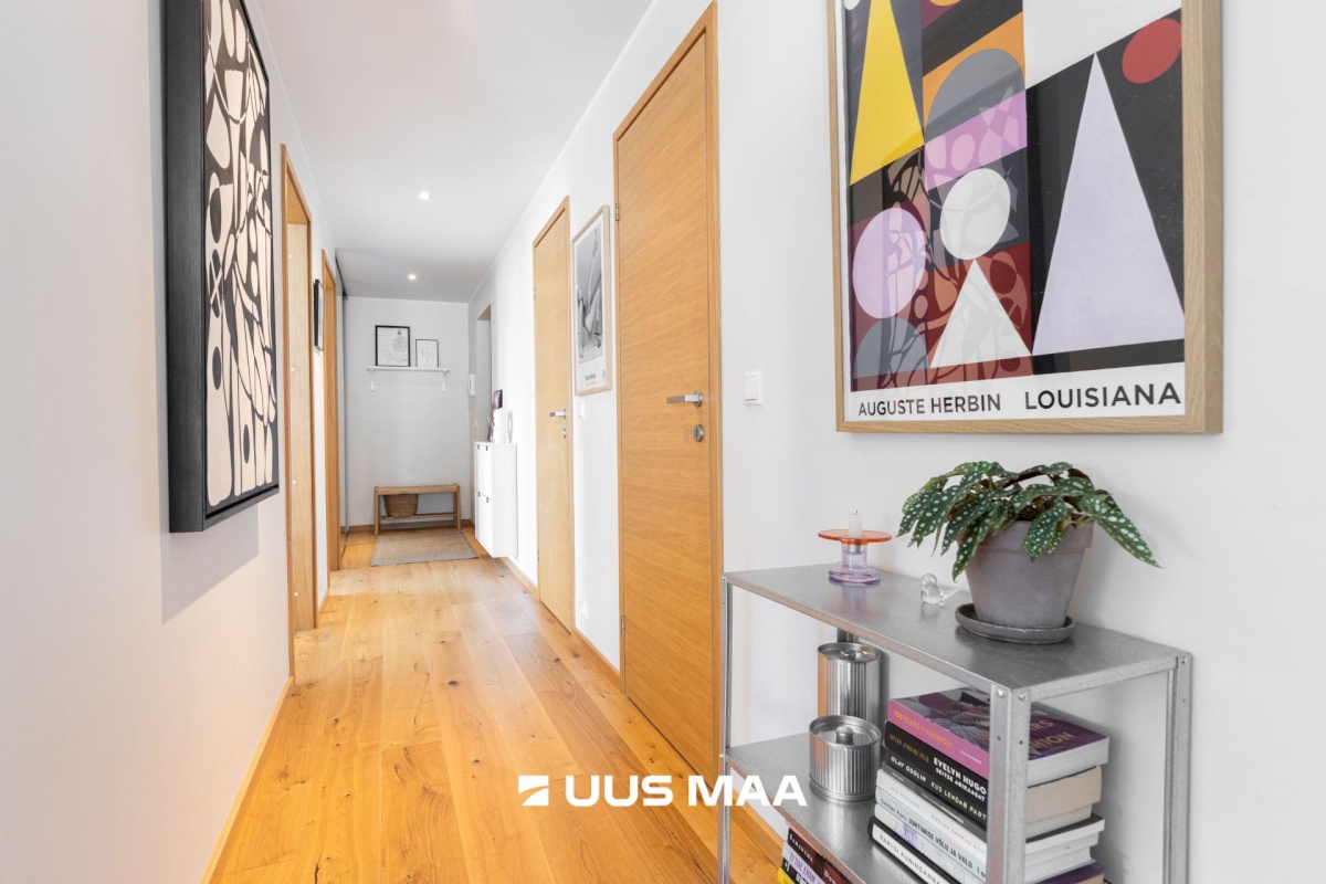 Tallinn, Kristiine linnaosa, Tondi, Sõjakooli 12