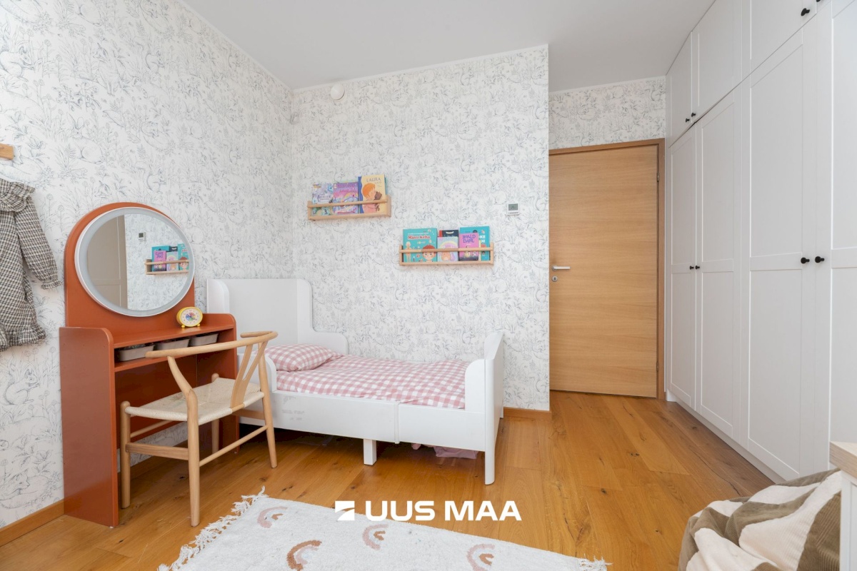 Tallinn, Kristiine linnaosa, Tondi, Sõjakooli 12