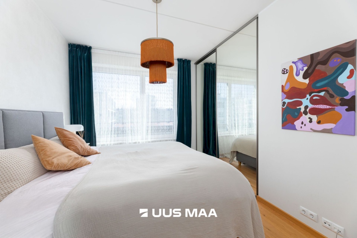 Tallinn, Kristiine linnaosa, Tondi, Sõjakooli 12