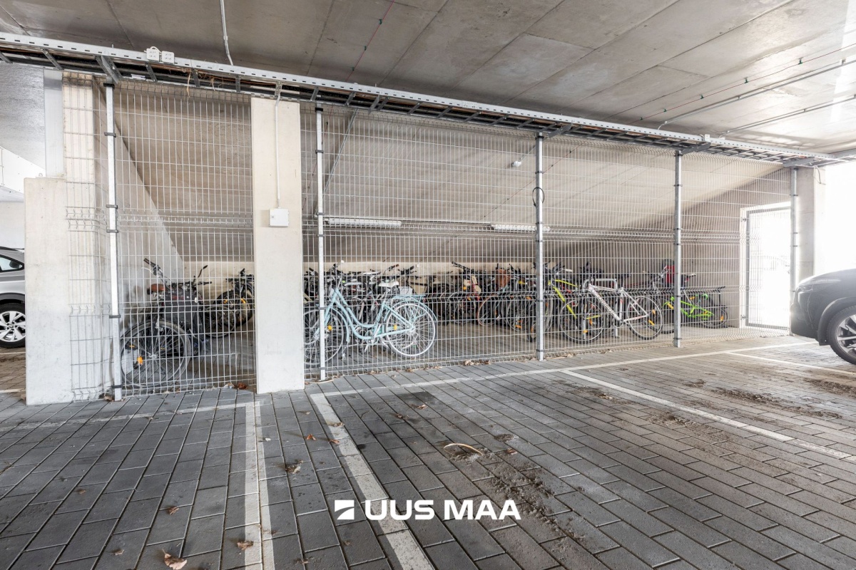 Tallinn, Kristiine linnaosa, Tondi, Sõjakooli 12