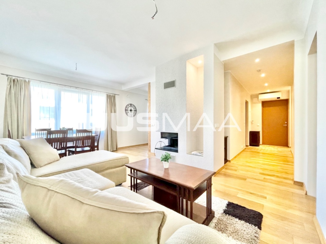 Pärnu linn, Pärnu linn, Rannarajoon, A. H. Tammsaare pst 24a