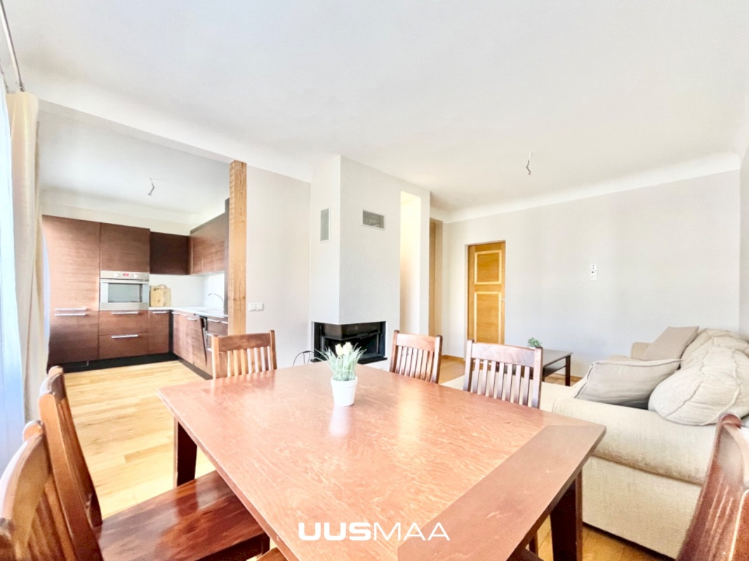 Pärnu linn, Pärnu linn, Rannarajoon, A. H. Tammsaare pst 24a