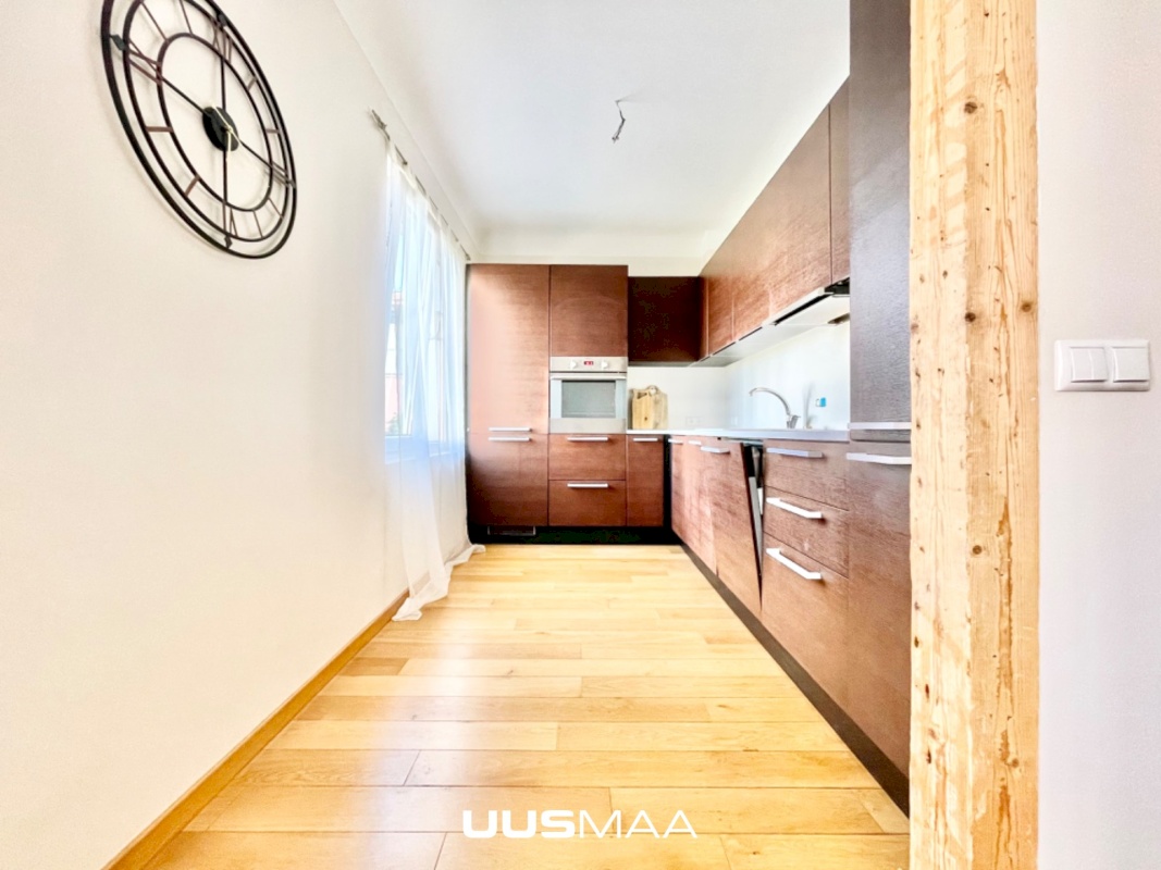 Pärnu linn, Pärnu linn, Rannarajoon, A. H. Tammsaare pst 24a