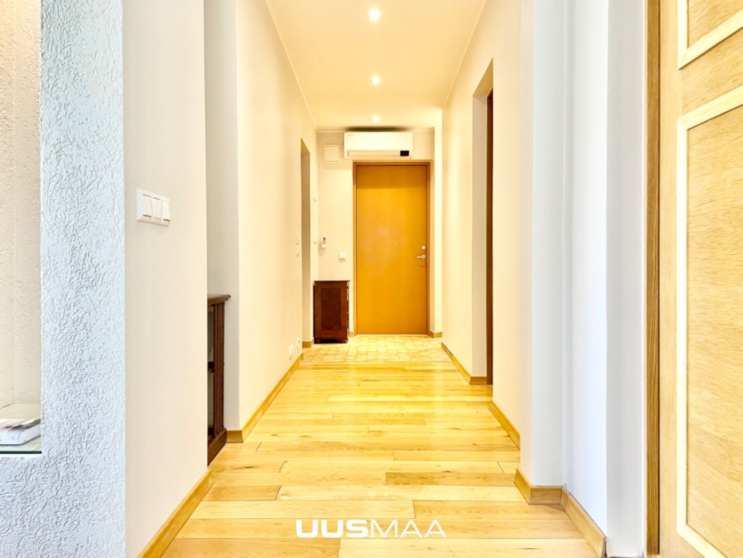 Pärnu linn, Pärnu linn, Rannarajoon, A. H. Tammsaare pst 24a