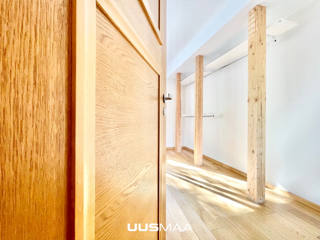 Pärnu linn, Pärnu linn, Rannarajoon, A. H. Tammsaare pst 24a