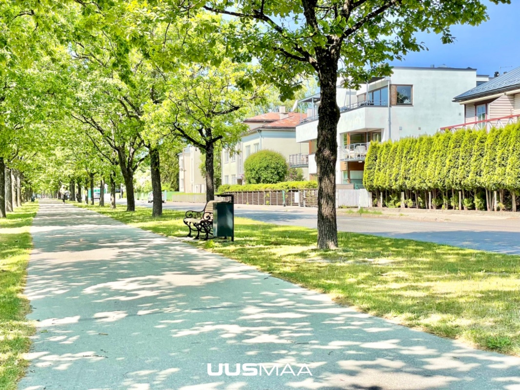 Pärnu linn, Pärnu linn, Rannarajoon, A. H. Tammsaare pst 24a