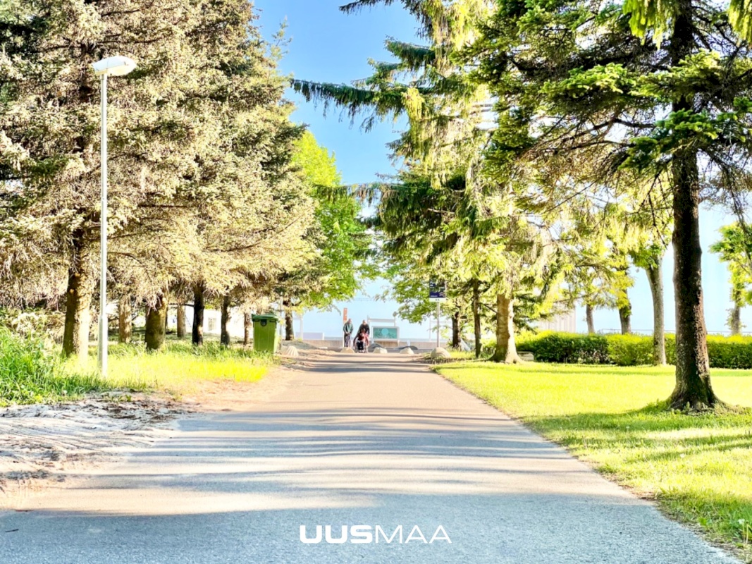 Pärnu linn, Pärnu linn, Rannarajoon, A. H. Tammsaare pst 24a