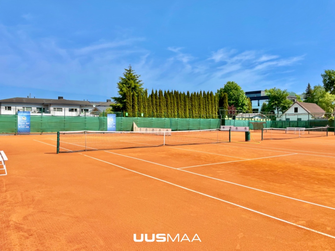 Pärnu linn, Pärnu linn, Rannarajoon, A. H. Tammsaare pst 24a