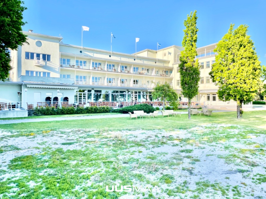 Pärnu linn, Pärnu linn, Rannarajoon, A. H. Tammsaare pst 24a