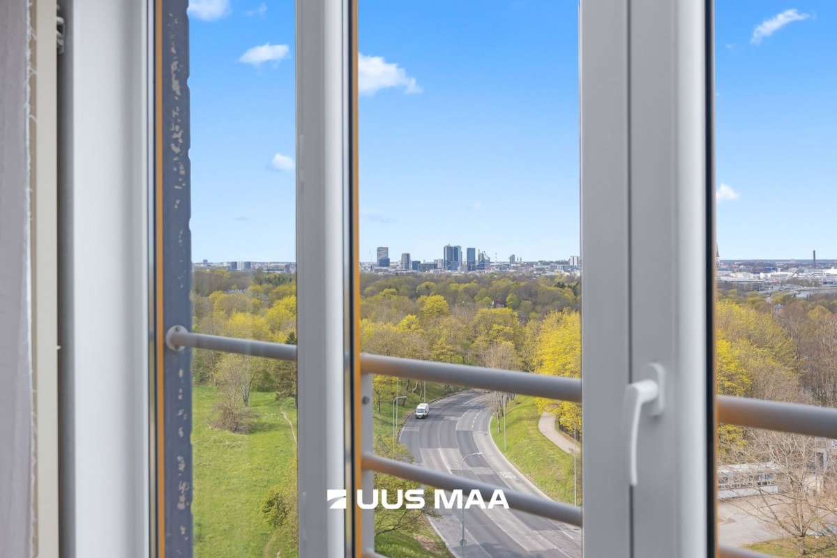 Tallinn, Lasnamäe linnaosa, Kurepõllu, Narva mnt 128