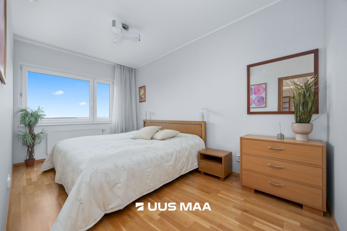 Tallinn, Lasnamäe linnaosa, Kurepõllu, Narva mnt 128