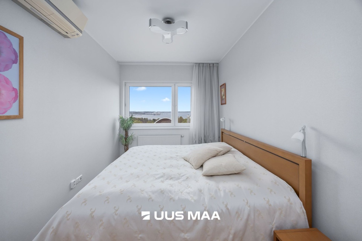 Tallinn, Lasnamäe linnaosa, Kurepõllu, Narva mnt 128